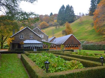 Magnificent Manor in Vresse-Sur-Semois with Sauna