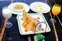 Sacheon Samcheonpohang Brown Dot - Frühstück