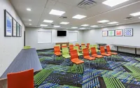 Holiday Inn Express & Suites Longview South I-20