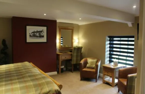 阿肯戴爾藍色鐘塔酒店