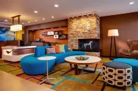 Fairfield Inn & Suites Huntsville - Parkplatz