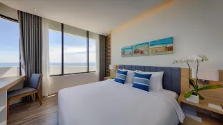 0224h120009zsz6l78E1C R 320 180 R5 D