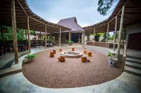 Gooderson DumaZulu Lodge Hotels in Hluhluwe