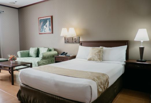 이스트 아시아 로열 호텔의 웅장한 로비