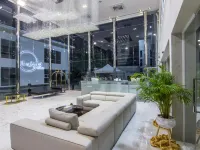 The White Hotel by Charoensri 우동피타야누쿤 학교 주변 호텔