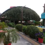 Hotel Natraj Hotel berhampiran Pendra Road Railway Station