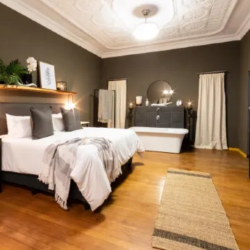 Royal Tree Guest House