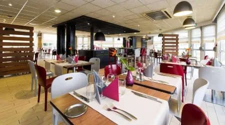 Campanile Reims Centre - CATHÉDRALE