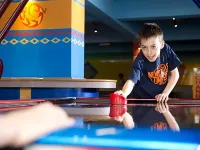 TLH Derwent Hotel - TLH Leisure, Entertainment and Spa Resort - parkir