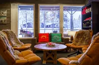 Wilderness Hotel Muotka & Igloos - parcheggio