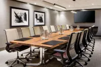 Amway Grand Plaza, Curio Collection by Hilton