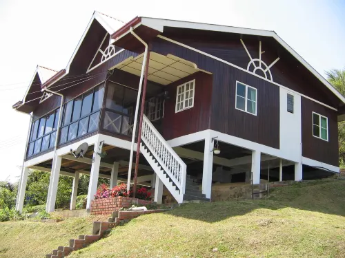 Strawberry Garden Hotel Hotels in Kundasang