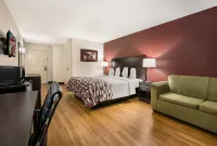 Red Roof Inn & Suites Knoxville East Hotel in zona Seven Islands State Birding Park