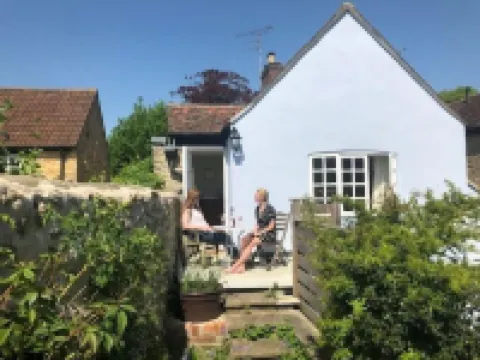 Clare Cottage Hotels in Sherborne