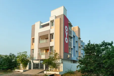 Super Hotel O le Mint OMR Отели рядом с достопримечательностью «Inian Netlon-Netlon Mosquito Net for Sale OMR Sholinganallur Chennai»