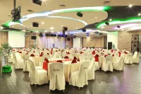 Aston Jayapura Hotel and Convention Center Hotels in Gurabesi