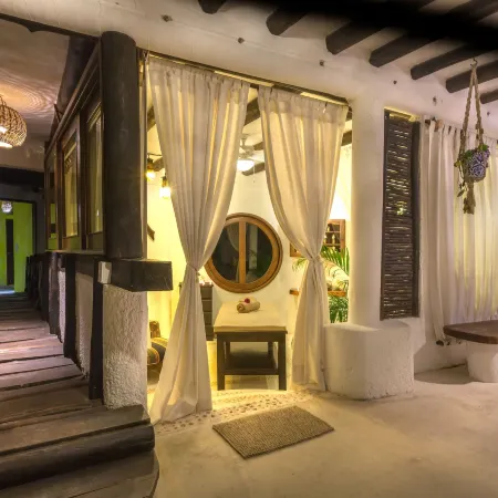 Beachfront Hotel la Palapa - Adults Only