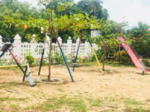 Thirumalai Park Hotels in Nilaveli