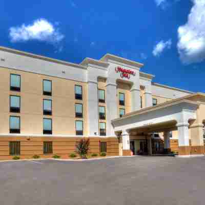 Hampton Inn Cookeville Hotel Exterior