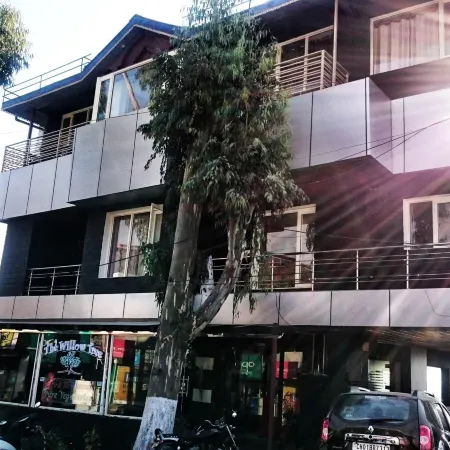 GK Resorts