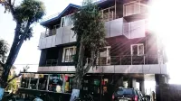 GK Resorts