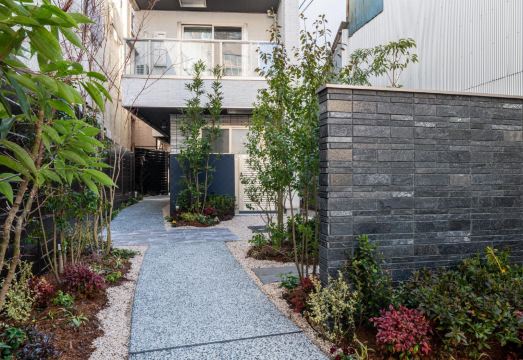 그랜드 베이스 모지코 에키마에