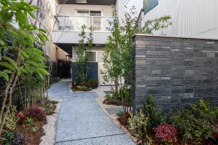 Grand Base Mojiko Ekimae Отели рядом со станцией Станция Моджико