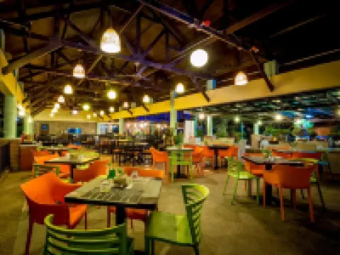 เบอริงกิสบีชรีสอร์ทแอนด์สปา