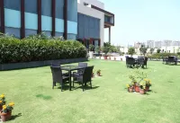 Tdi Club Retreat Kundli Hotels in Соніпат
