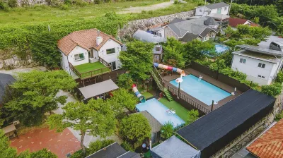 Gapyeong Daon Dokchae Pension Hotels near 새연리조트 가평현리1호점(카라반&글램핑)