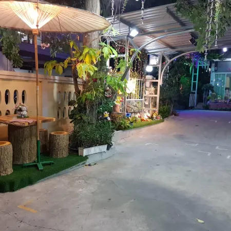 Natharinee Residence