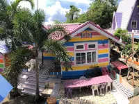 Buachompoo View Resort Tai Kung Koh Sichang Hoteles en Ko Sichang