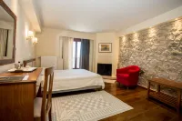 Ellinon Thea Arachova Hoteles cerca de Ieros Naos Agiou Georgiou