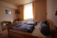 Landgasthof Probstei Zella Hotels in Datterode