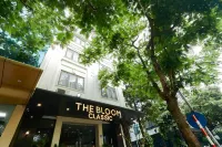 The Bloom Classic - An Excellent Blend of Cozy Living and Urban Relaxation Hotels in Hanoi