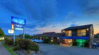 Pelican Motor Inn Hotels in Millingandi