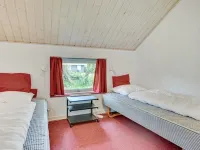 "Emly" - 1.1km from the Sea Hotels in Humble