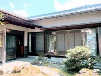 Traditional Japanese Architecture Guesthouse Kach Hôtels à : Mitoyo