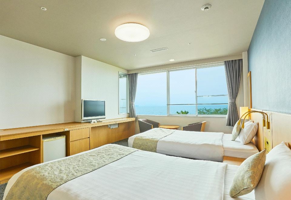 4. 카메노이 호텔 ..