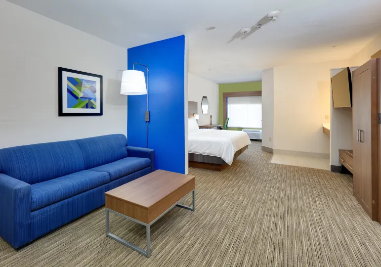 Holiday Inn Express & Suites Austin - Round Rock