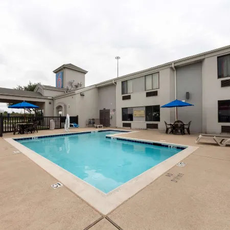 Motel 6-Dallas, TX - Northeast Отели рядом с достопримечательностью «Парк Уайт Рок Лейк»