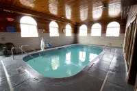 Super 8 by Wyndham Chicago O'Hare Airport - Pools