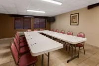 AmericInn by Wyndham Iron River - parking