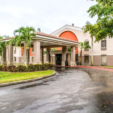 Quality Suites Fort Myers Airport I-75