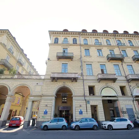 Best Western Crystal Palace Hotel Отели рядом с достопримечательностью «Площадь Сан-Карло»