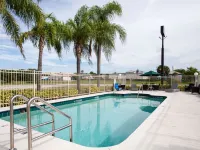 Howard Johnson by Wyndham Vero Beach/I-95 Hotels in Indian River County