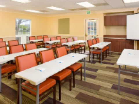 Hyatt House Belmont Redwood Shores Hotels in Belmont