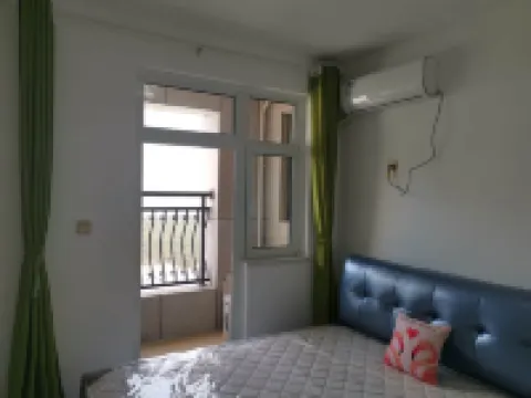Xiaofeige 1980 Apartment (Haibin Middle Road)
