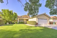 Private Pool & Patio: Pet-Friendly Bakersfield Gem Hotels near Vons