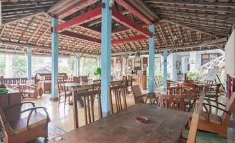 Palagan Joglo Boutique Guest House - Housity